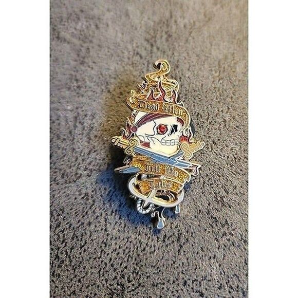 Disney Jeweled Pirates of the Caribbean Pins - Picture 6 of 7